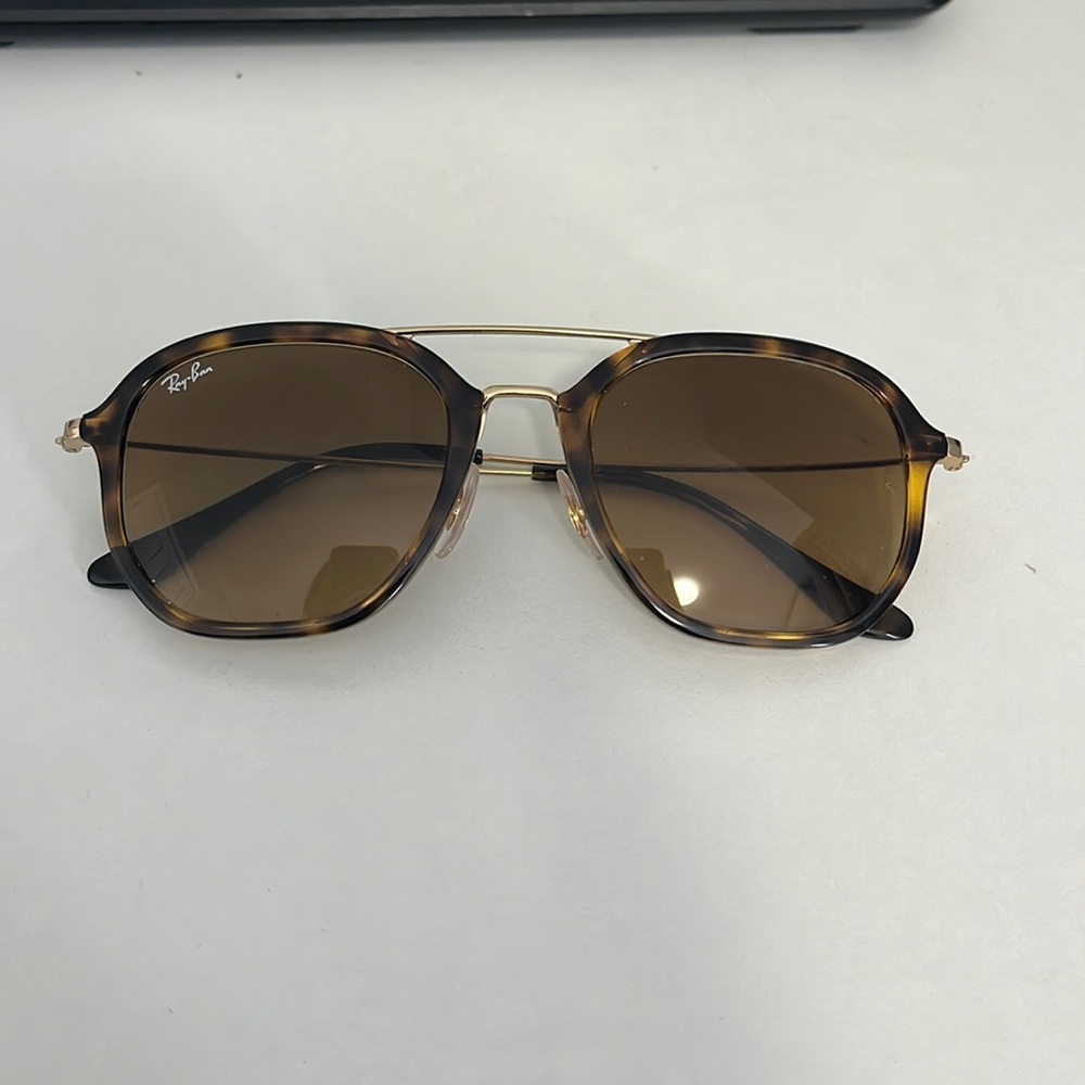 ray ban sunglasses